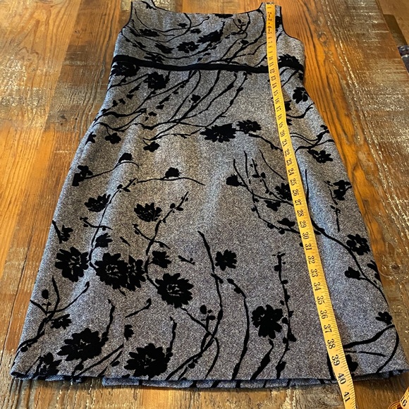 Wool silk blend midi dress with floral velvet burnout black gray sleeveless - Picture 8 of 15